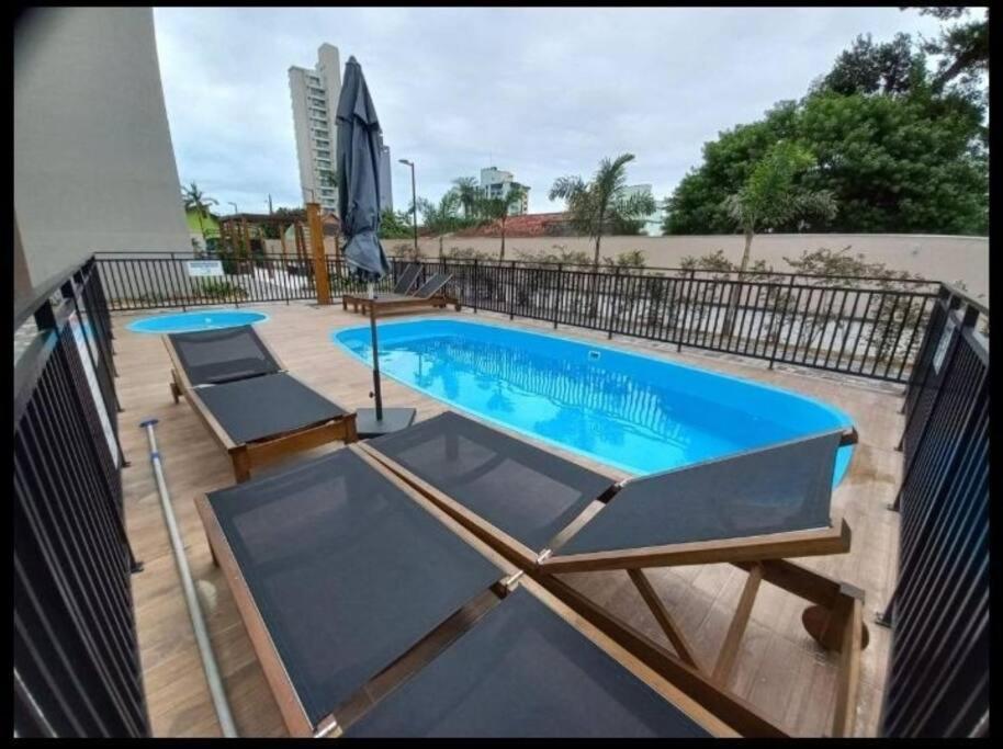 Appartamento Apartamento Praia Balneario Picarras -Beto Carrero Esterno foto